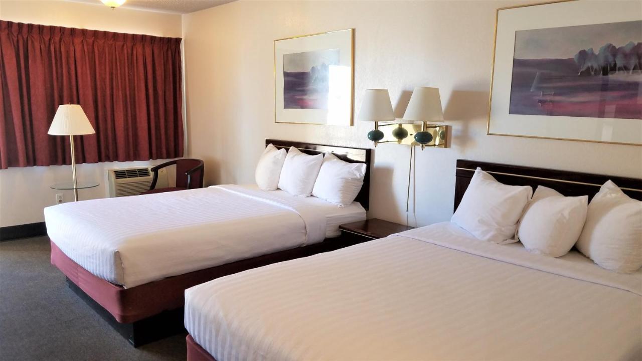 Motel 8 Laramie Εξωτερικό φωτογραφία